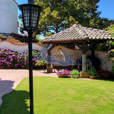 Villa a schiera in stile moresco a due passi dal mare