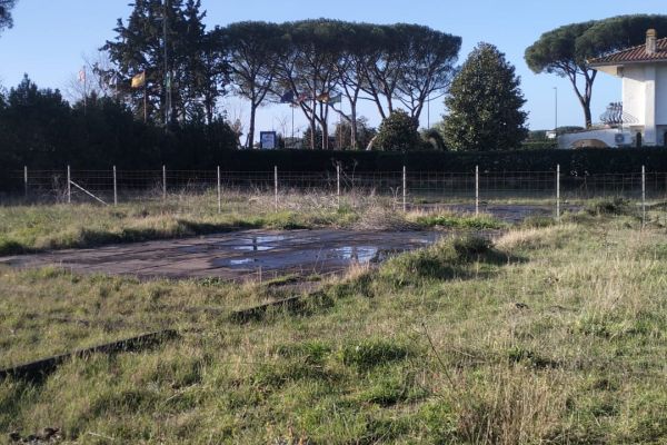 Terreno di 1000 mq residence Riva del Sisto